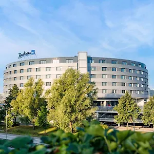 4* Hotel Radisson Blu Hotel, Airport